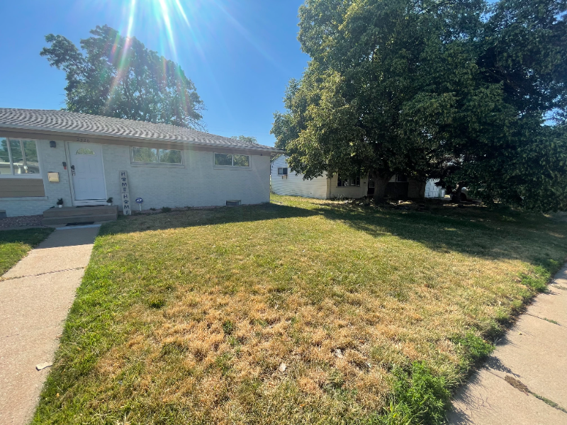 2528 14th Avenue Ct - Photo 2 of 19