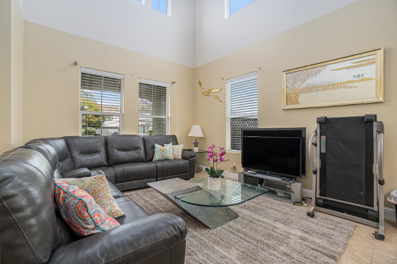 1124 Europena Dr - Photo 2 of 20