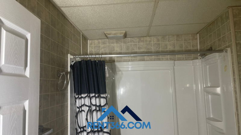 405 E Norwegian St #405 - Photo 6 of 13