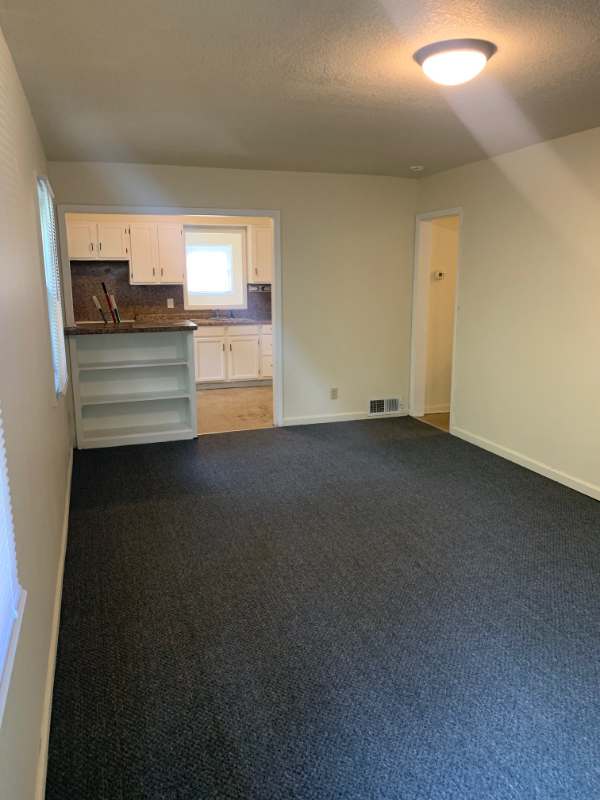 4508 S Colonial Ave - Photo 3 of 15