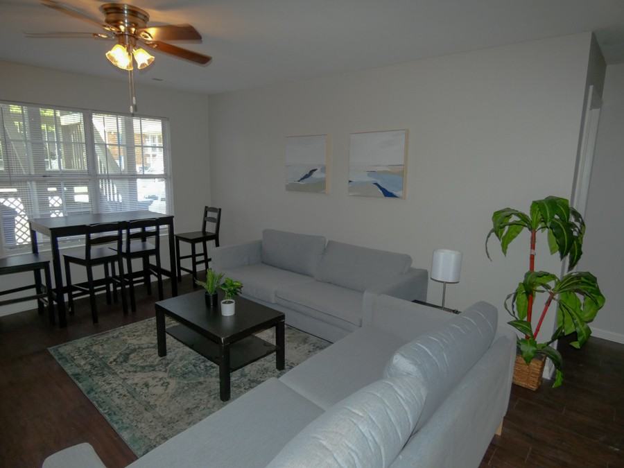 1253 West 40th Street #A - Photo 2 of 11