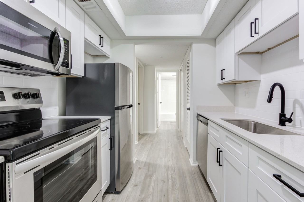 The Riverview - Photo 6 of 18