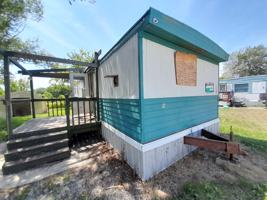 featured image of 204 E Hegeler Ln #H9