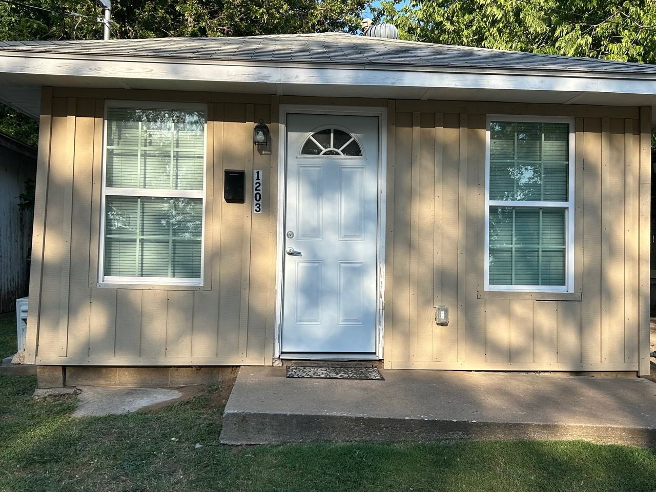 1203 S Husband St #NA - Photo 5 of 5
