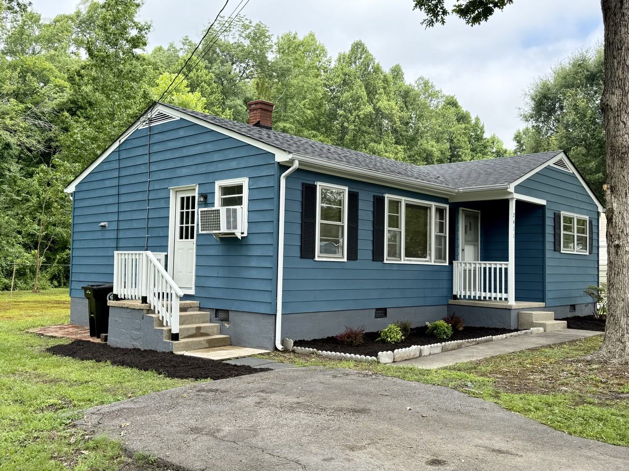 2411 Main St #NA - Photo 2 of 16