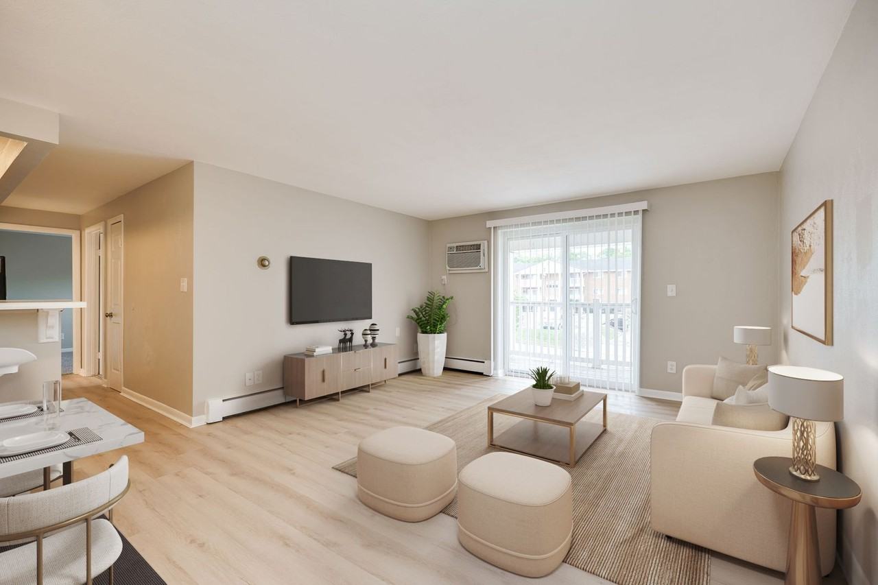 Monroe Terrace Apartments - Photo 2 of 18