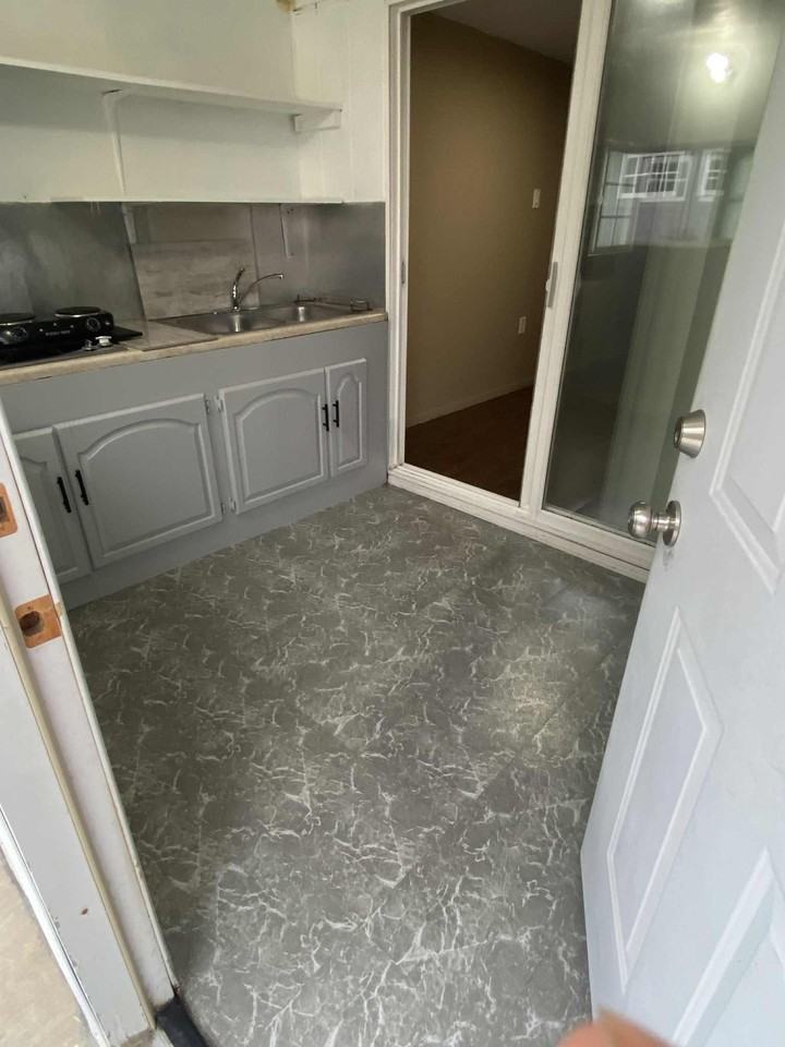 E Minter St #A - Photo 2 of 4