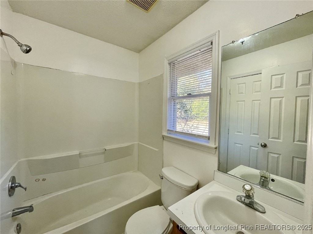 1929 Crestview Dr - Photo 6 of 15