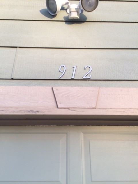 912 N 2nd Ave - Photo 2 of 13