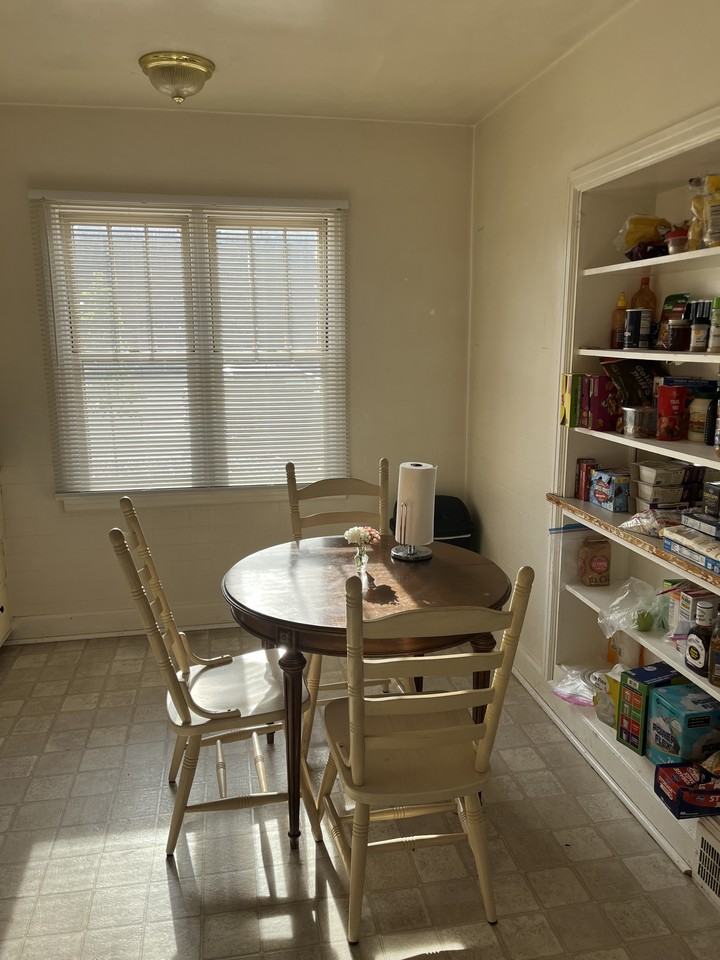 2110 10th Avenue #A - Photo 3 of 9