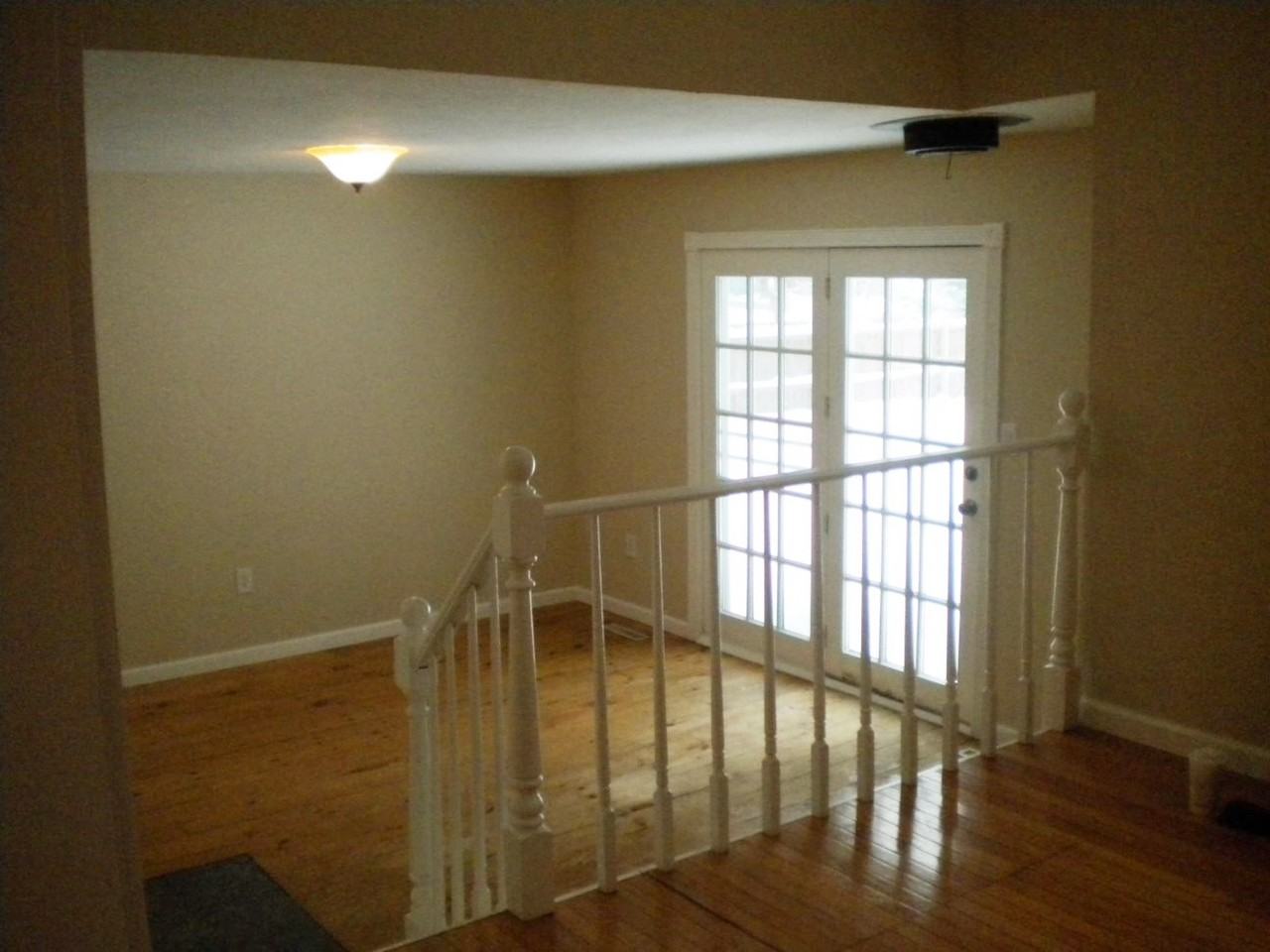 7 Hopeful Ln - Photo 2 of 14