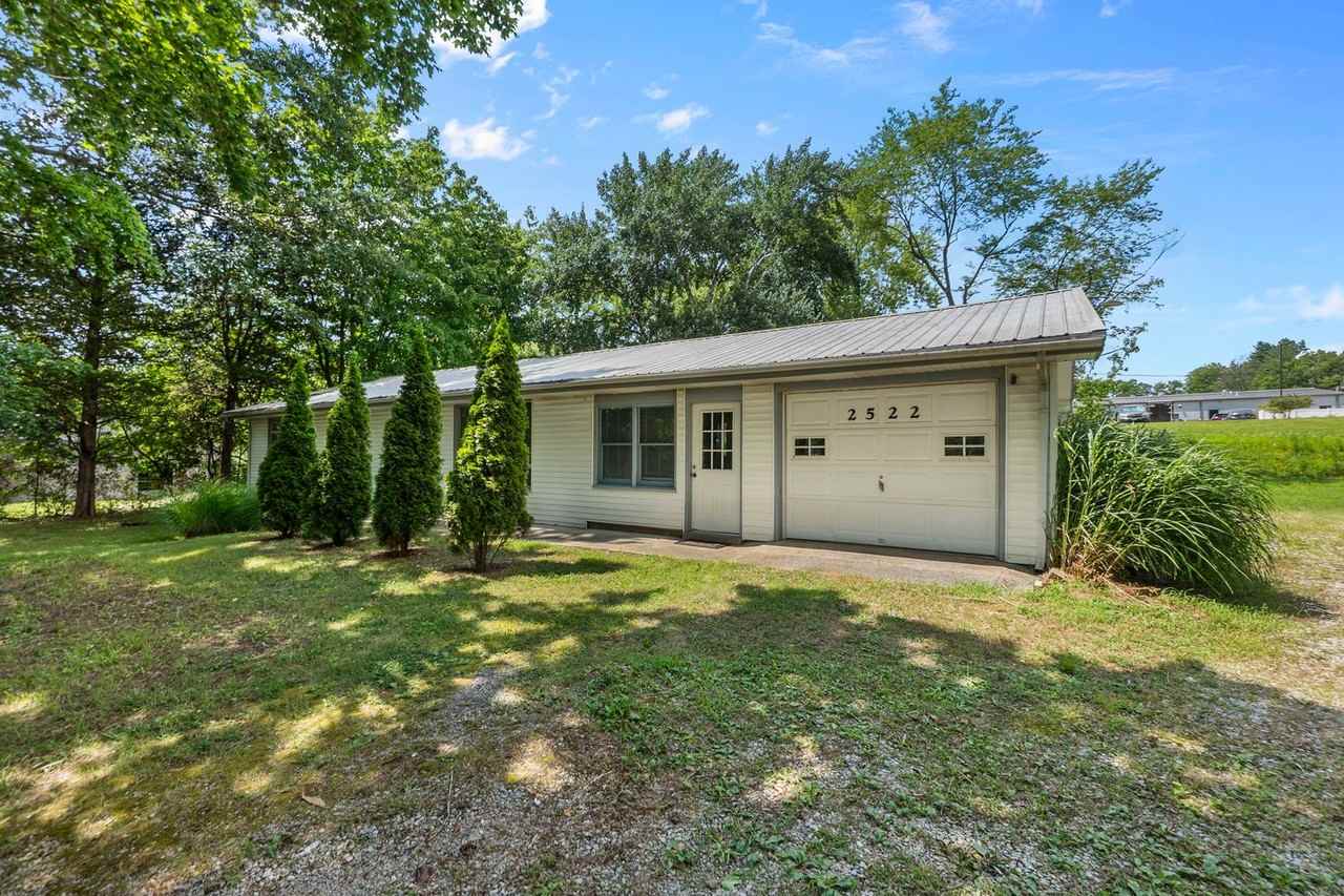 2522 Boutin Dr - Photo 2 of 20