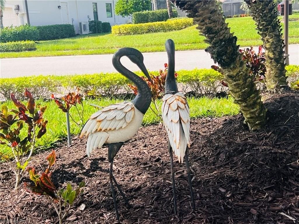 6574 Amarone Ln - Photo 4 of 47