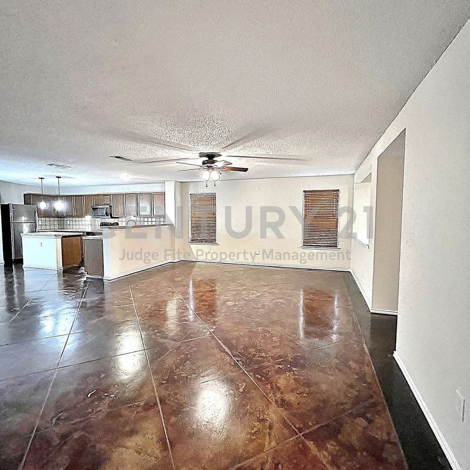 6614 Swainson Trl - Photo 3 of 11