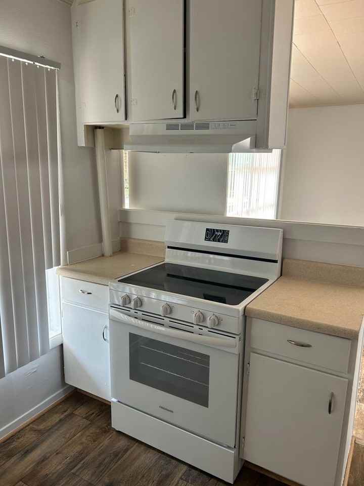 40 Eglin St - Photo 4 of 9