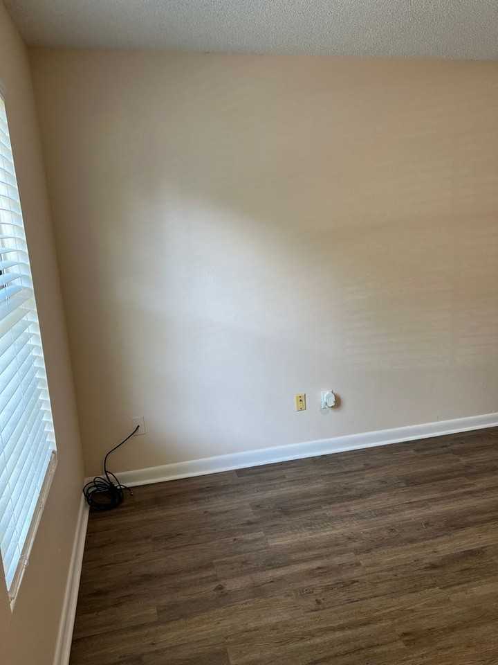 1325 Greendale Ave #16 - Photo 2 of 16