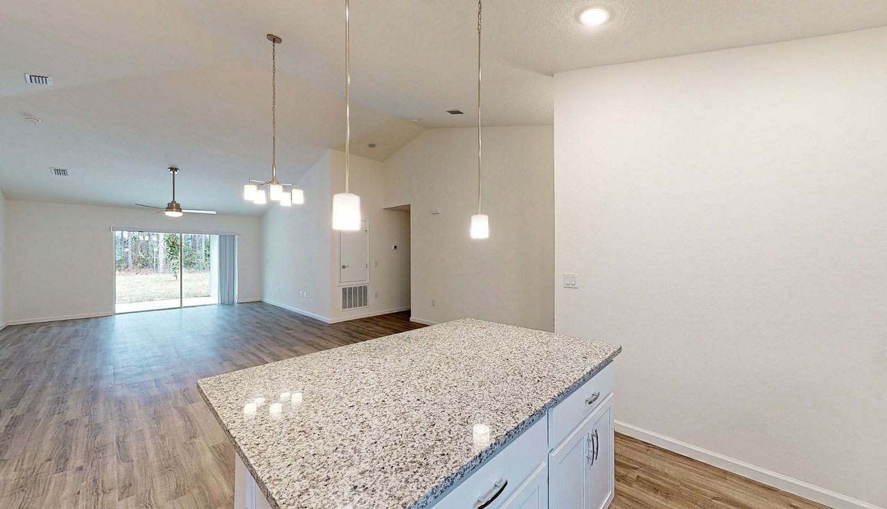 7 Ziegfeld Pl - Photo 5 of 12