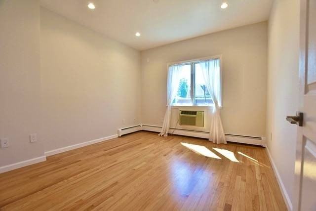 244 Bowne St #1stFL - Photo 7 of 13