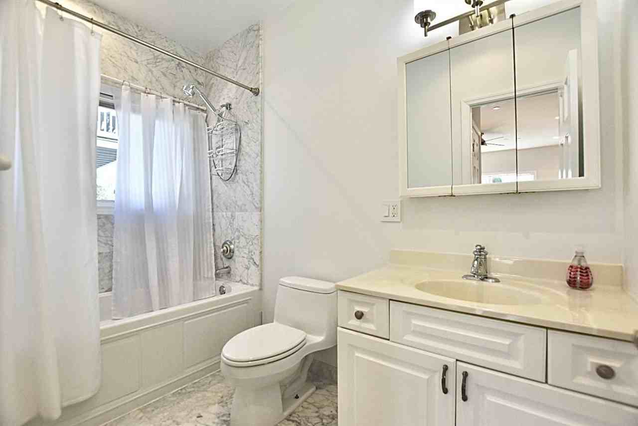 244 Bowne St #1stFL - Photo 7 of 13