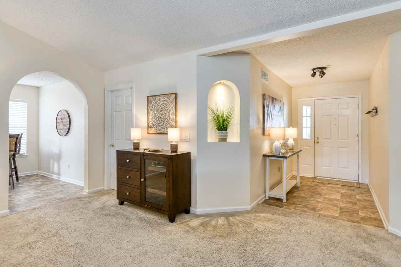 7596 Fawn Lake Dr N - Photo 4 of 30