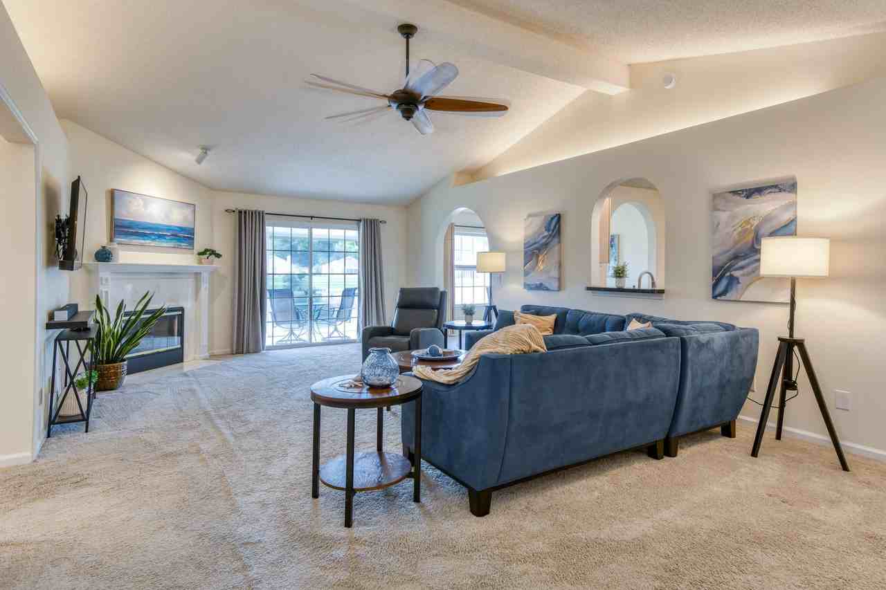 7596 Fawn Lake Dr N - Photo 5 of 30