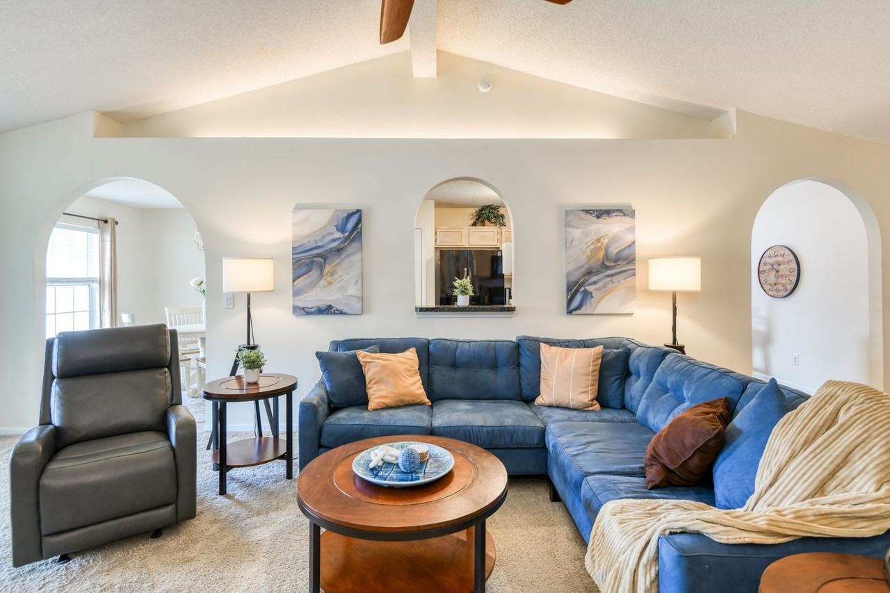 7596 Fawn Lake Dr N - Photo 7 of 30