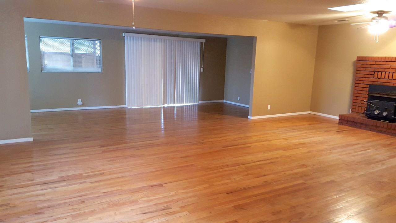 901 Parsons Dr - Photo 2 of 5