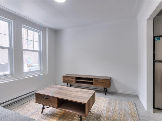 1935 Rue Tupper #16 - Photo 6 of 13