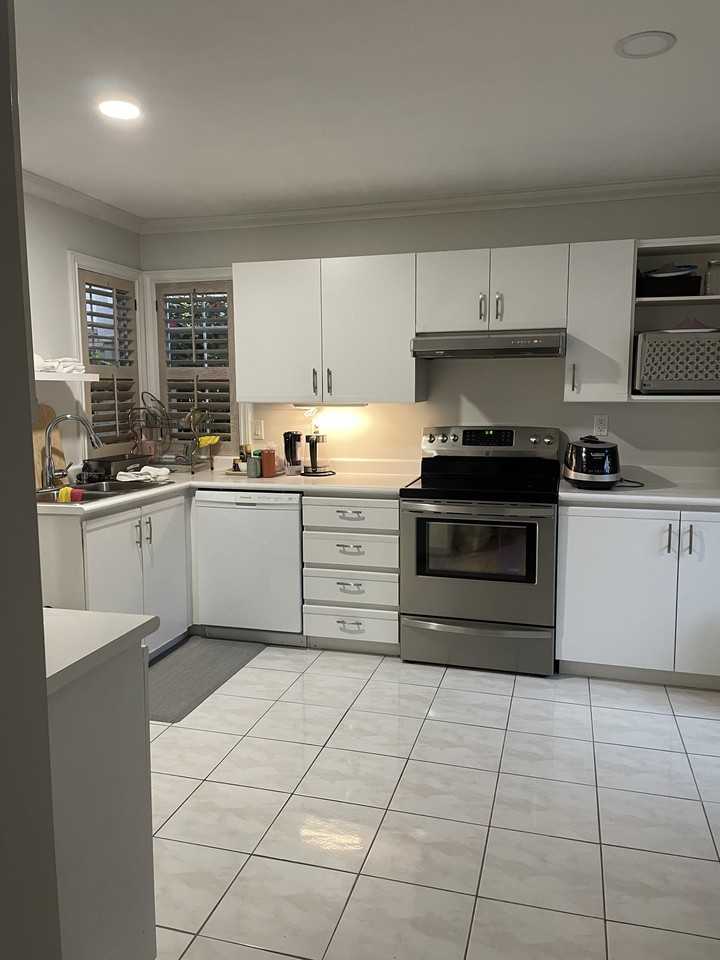 225 16th Street West #13 - Photo 3 of 9