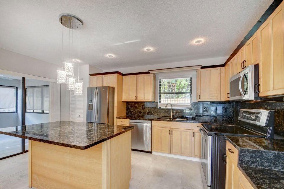 6170 Serene Run - Photo 3 of 8