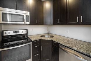 1510 Pine St #1R - Photo 1 of 1