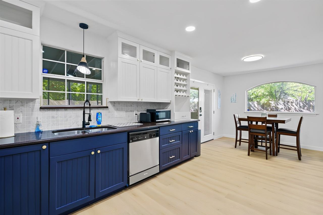 Calais Ct - Photo 3 of 10