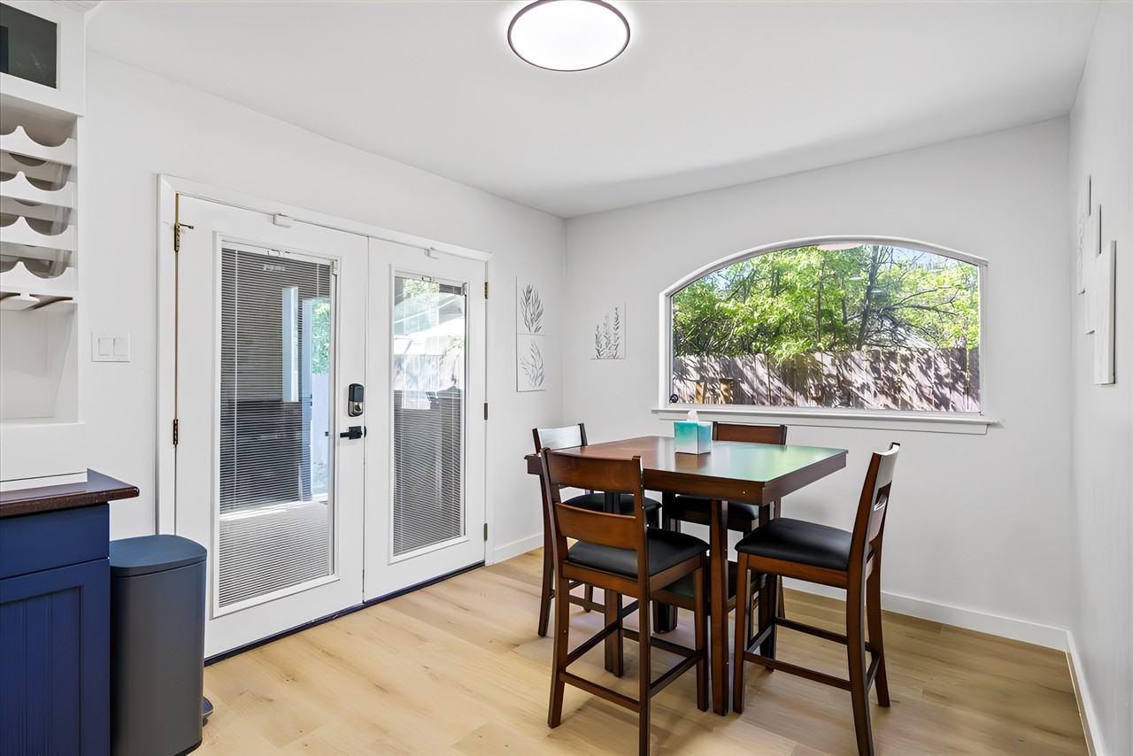 Calais Ct - Photo 6 of 10