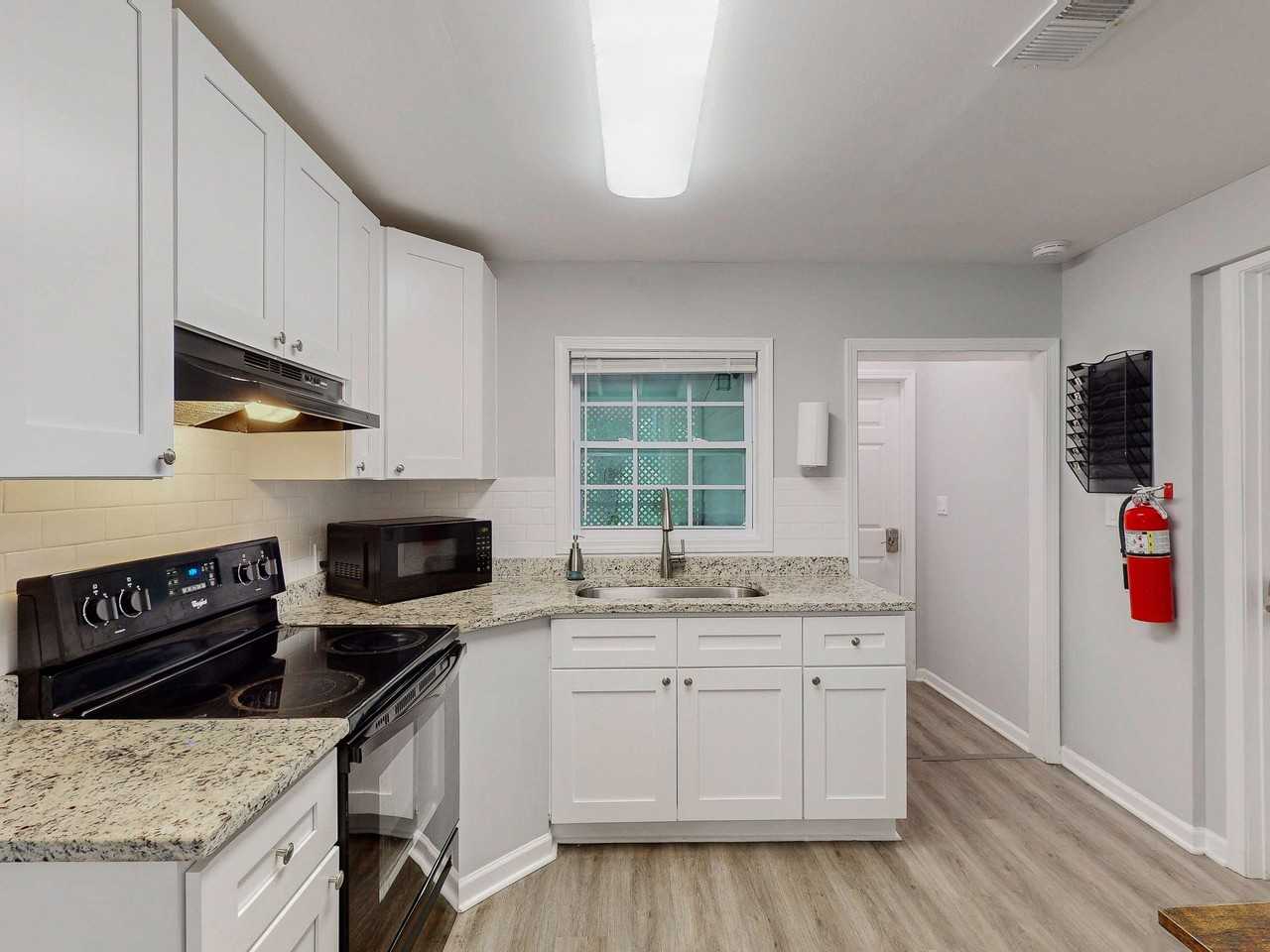 Macland Rd - Photo 2 of 9