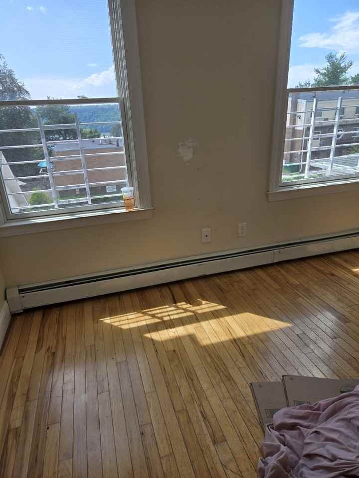 385 Palisade Avenue #2 - Photo 3 of 6