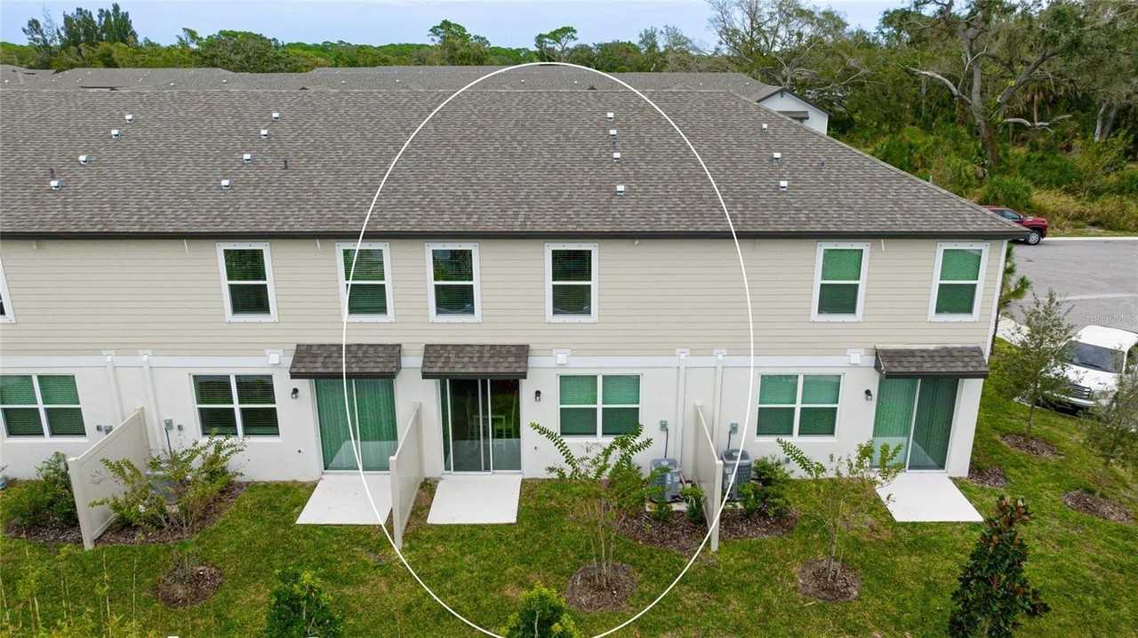 17063 Coral Key Dr - Photo 2 of 27