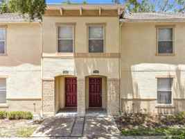 featured image of 2760 Club Cortile Cir