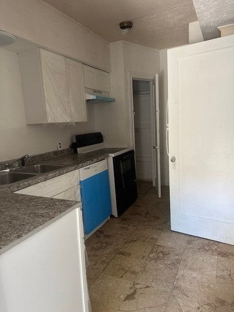 1939 Richmond Ave - Photo 3 of 23