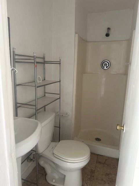 1939 Richmond Ave - Photo 6 of 23