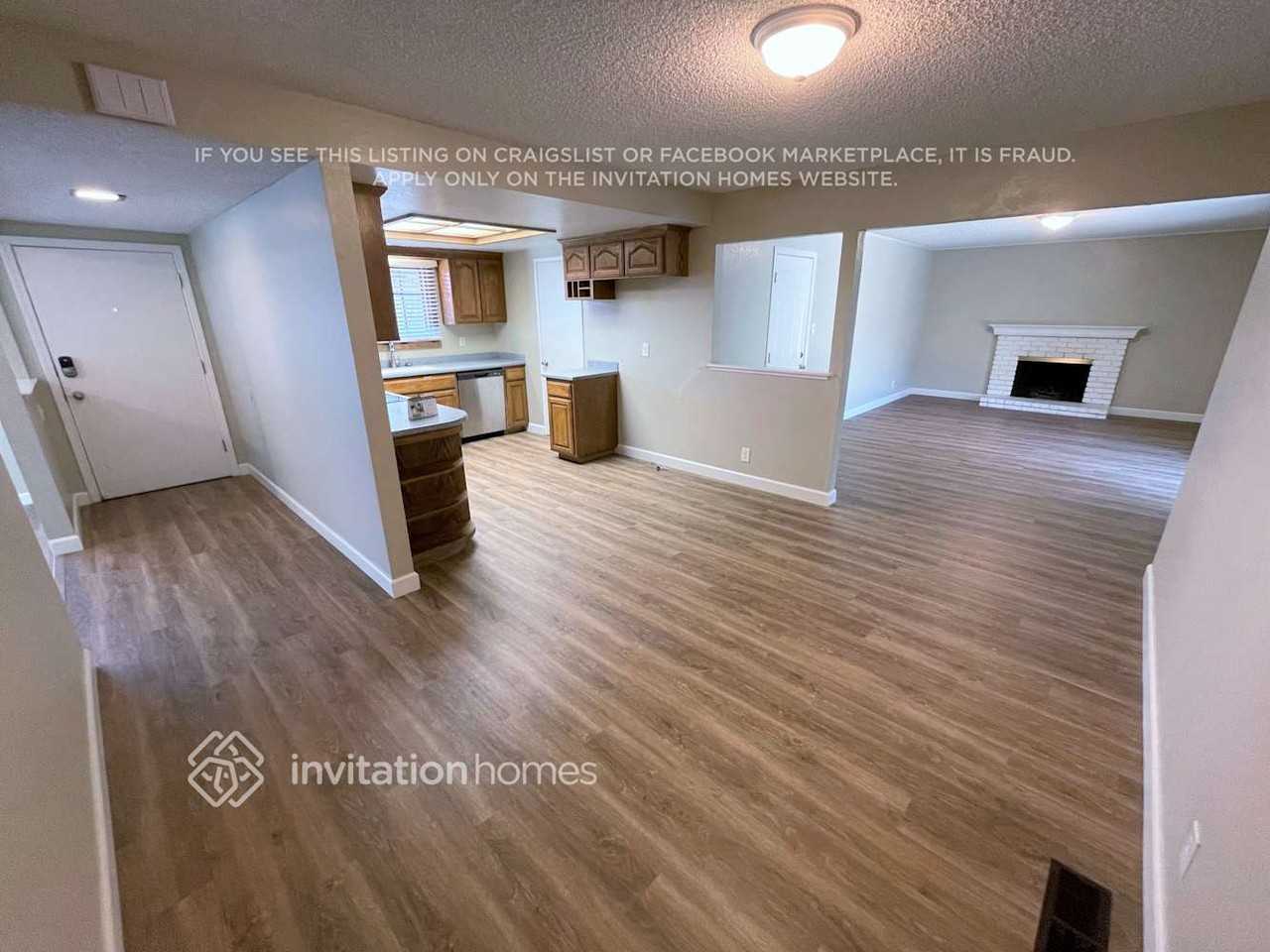2948 Palo Verde Way - Photo 3 of 15