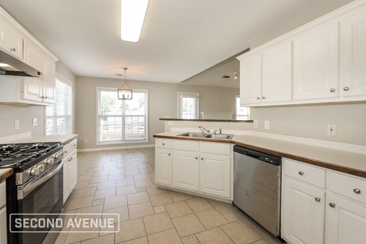 130 Shenandoah Dr - Photo 2 of 28