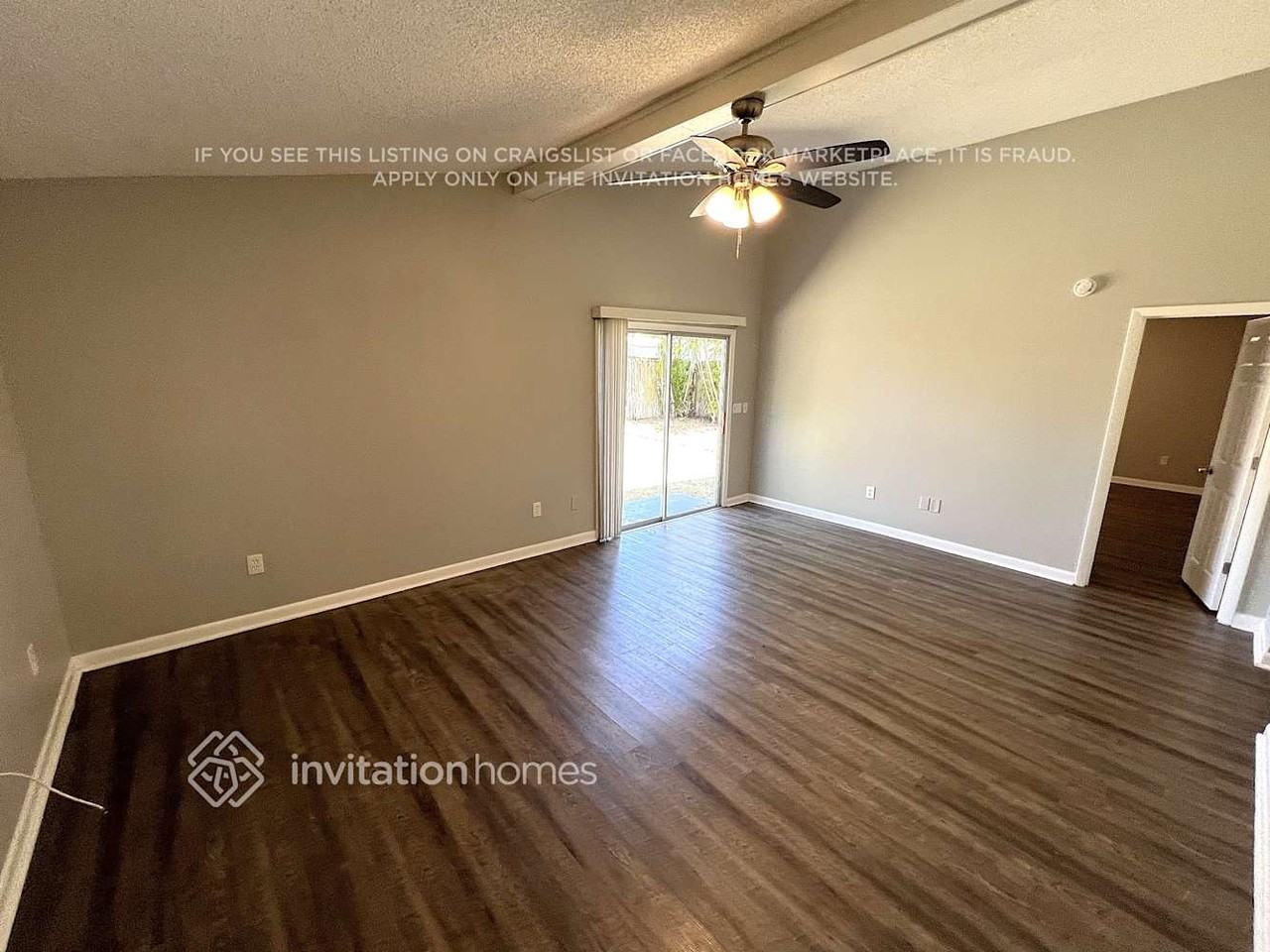 11678 104th St - Photo 3 of 11