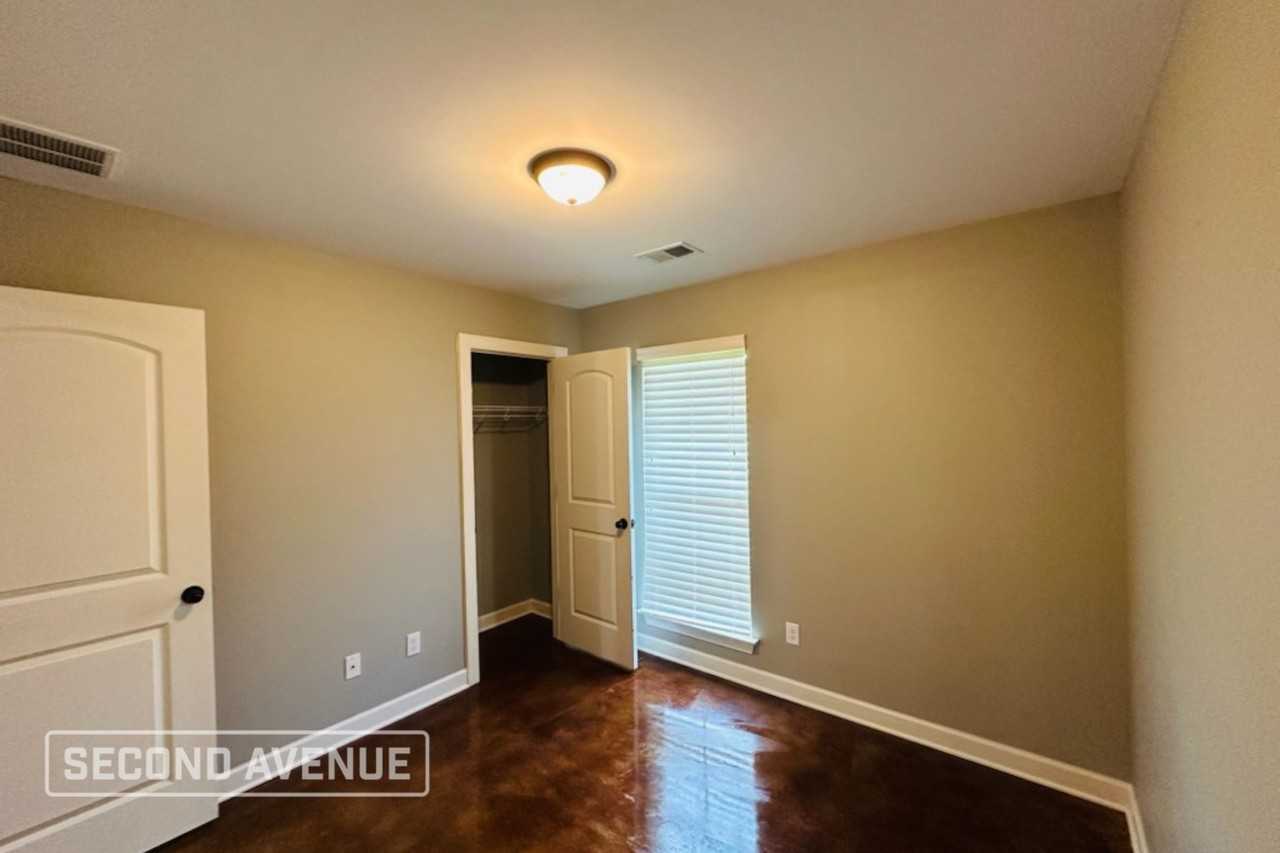 8948 Smith Ranch Dr - Photo 7 of 12