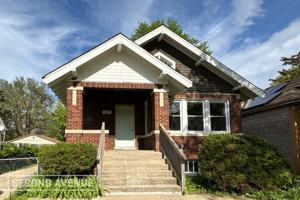 featured image of 10437 S Wallace St