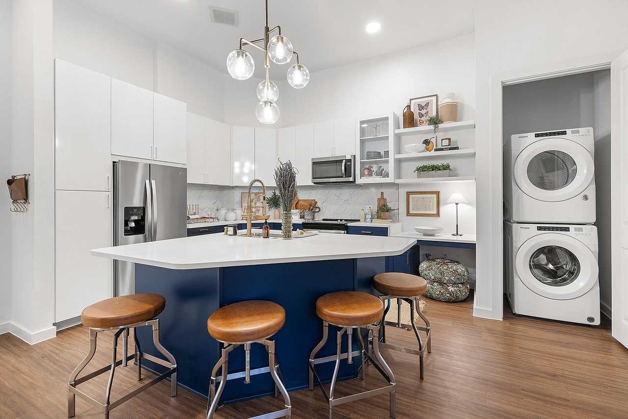 The Mercury - Photo 7 of 50