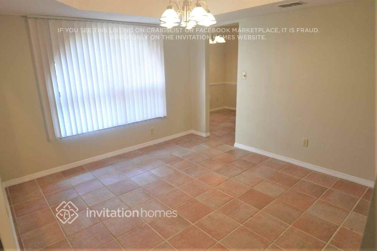 232 Antler Ct - Photo 3 of 10