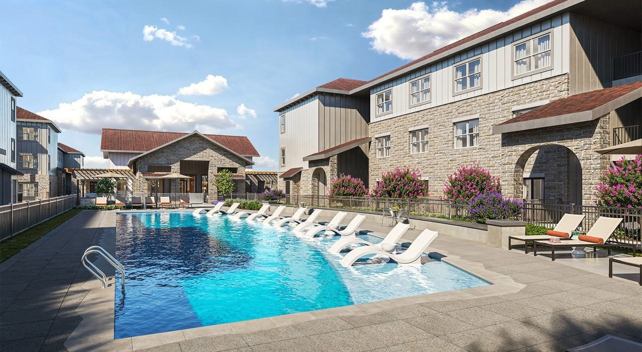 701 Saginaw Square Boulevard - Photo 3 of 5