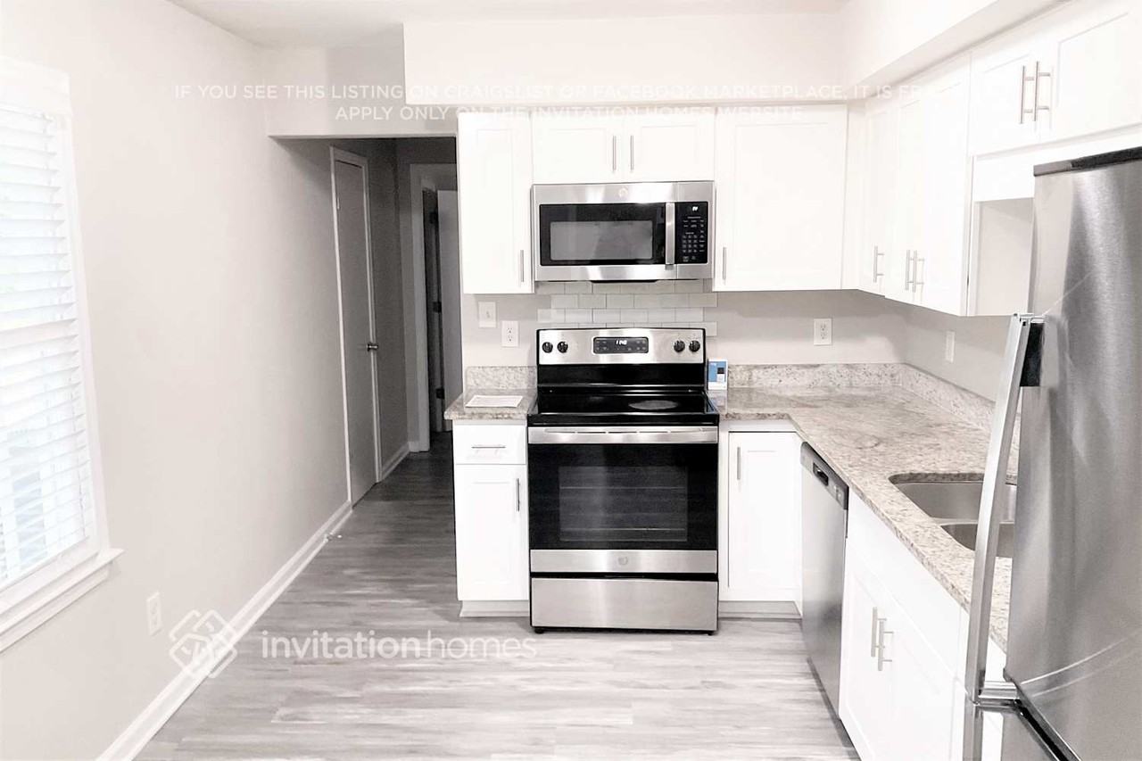 4764 Fellsridge Dr - Photo 5 of 19