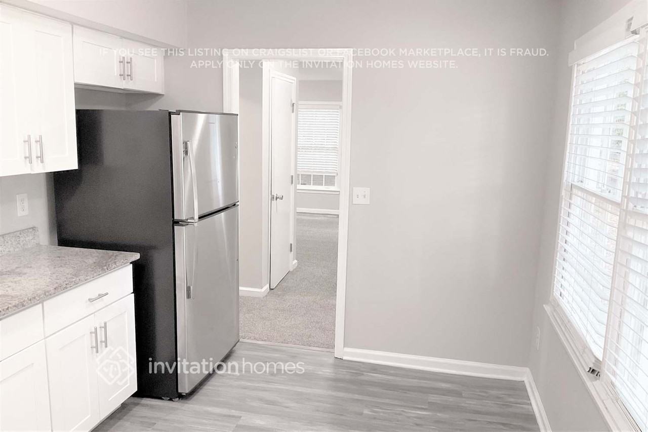 4764 Fellsridge Dr - Photo 6 of 19