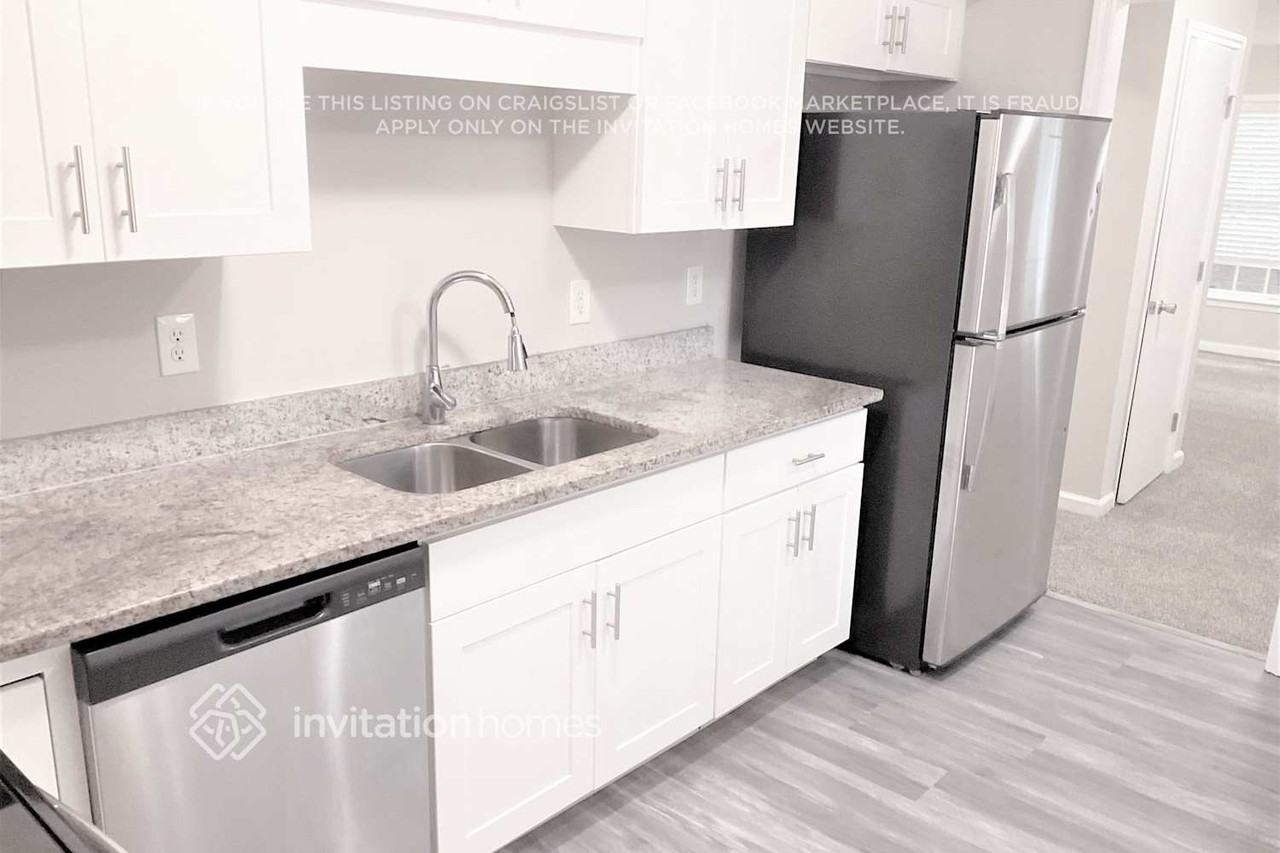 4764 Fellsridge Dr - Photo 7 of 19